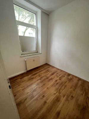 Einziehen und wohlfühlen. Schöne 2-Zimmer-Wohnung mit Einbauküche