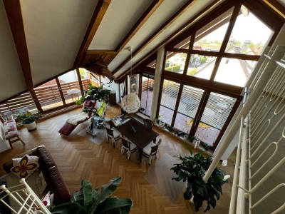 Exklusives Dachatelier mit Sonnenterrasse & Balkon – Wohnen über den Dächern von Gersthofen!