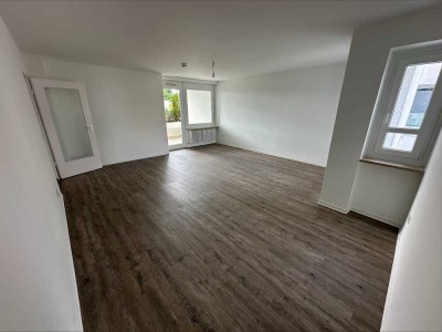 Offene Besichtigung am 25.11. / Frisch sanierte 3-Zimmer-Wohnung mit Balkon im grünen Gauting