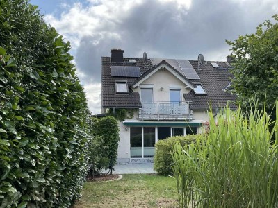 Gepflegte Doppelhaushälfte mit Garten in ruhiger Lage von Usingen