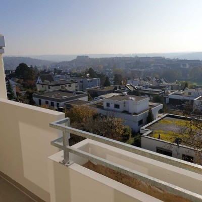 3,5 Zi.-Wohnung, Höhenlage mit Blick über Esslingen bis zur Schwäbischen Alb