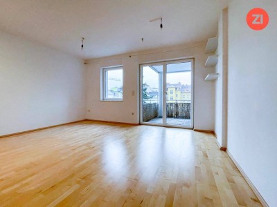 Schöne 3- Zimmer Wohnung mit Balkon zum Innenhof und möblierter Küche