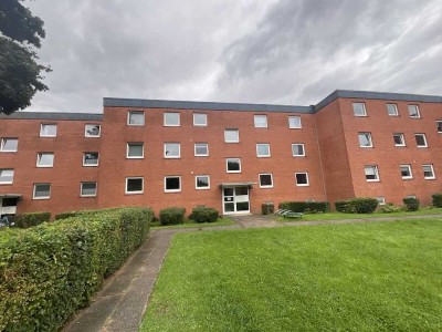 Frisch renovierte 3 Zimmer-Wohnung mit Balkon und Wannenbad