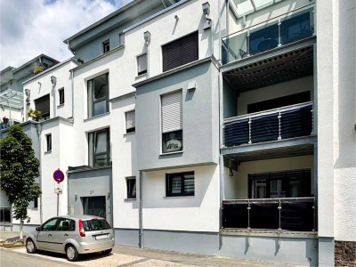 BARRIEREFREIE WOHNUNG IM LÖWENKARREE - neuwertig