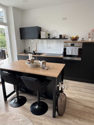 Schöne, geräumige 1- Zimmer Wohnung mit 20 qm-Balkon in Solingen, Solingen-Mitte