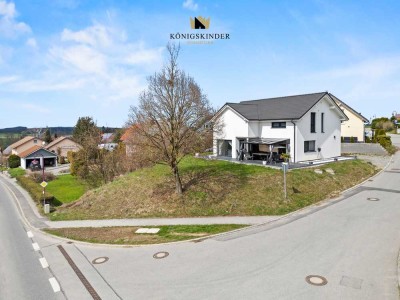 Schönes Wohnhaus mit Blick ins Grüne !