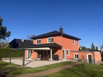 Großzügige Architektenvilla in Glienicke - Nordbahn