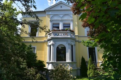 Stilvolle 4-Zimmer Altbauwohnung mit Balkon in Diez