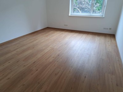 Helle und schöne 3 Zimmer Wohnung Andechsstraße 35