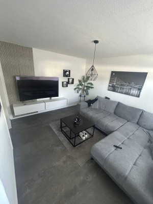 RE-Forellstr.: schöne renov. 2.-R.-Komf.-Whg mit Tgl.-Bad