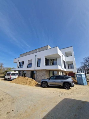 Erstbezug mit Balkon: Geschmackvolle 3-Zimmer-Wohnung in Heinsberg-Kempen