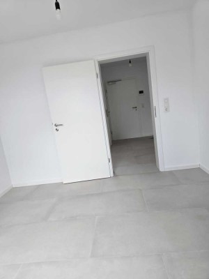 Neubau Erstbezug- Exklusive 3 Zimmerwohnung auf 2 Ebenen in Griesheim