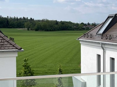 Neubau Erstbezug - 2 1/2 Zimmer Maisonette mit 2 Dachterrassen