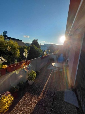 Penthouse-Wohnung mit 2 Balkonen am Schu- und Sportzentrum