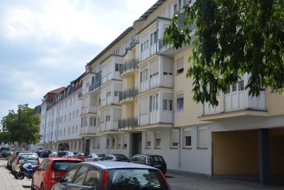 Schöne, vermietete 1-ZW mit Balkon in guter Lage, provisionsfrei!