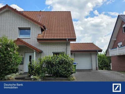 "Grünblick inklusive-Doppelhaushälfte mit Terrasse und Balkon in Büren"