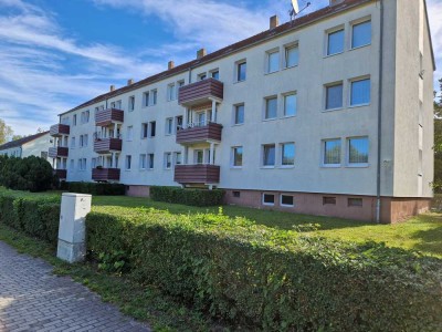 3-Raum-Wohnung im Erdgeschoss mit Balkon