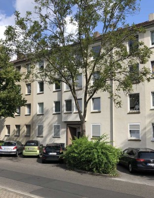2,5-Zimmer Wohnung mit Balkon in gepflegtem Haus