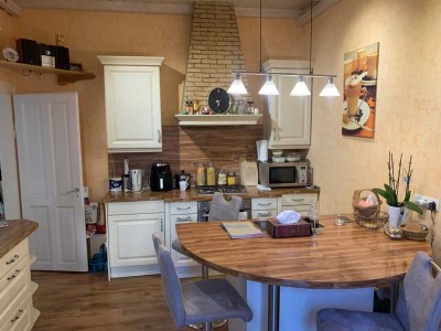 Stilvoll wohnen im Herzen von Worms – Möblierte 2-Zimmer-Erdgeschoss mit Terrasse EBK & Charme!
