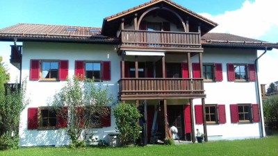 Gemütliche Dachgeschoßwohnung in gepflegter Anlage in Bergen