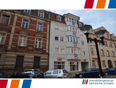 Gemütliche 2 Raumwohnung mit Einbauküche und Balkon!