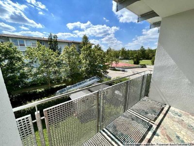 Wunderschöne, helle 3-Zi-Wohnung mit Einbauküche und Balkon