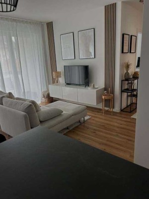 Exklusive, neuwertige 2-Raum-Erdgeschosswohnung mit luxuriöser Innenausstattung und EBK in Flein