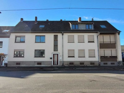 MANNELLA *Schon fast fertig!* Geschmackvoll modernisierte Dreizimmerwohnung in Spich