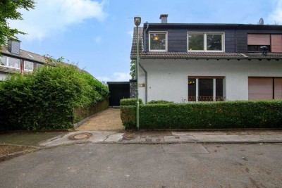 Doppelhaushälfte, ca. 144 m²,  mit Garten und Garage in Essen - Bochold