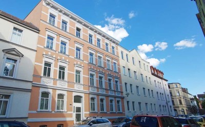 Schöne 3-Raum-Wohnung mit Balkon und Stellplatz