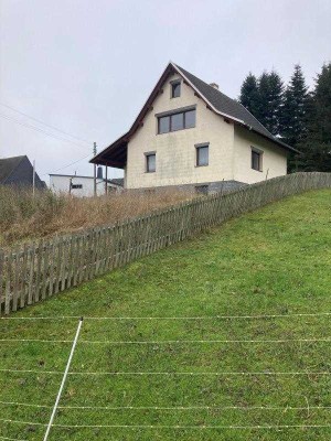 Leerstehendes Einfamilienhaus in Lichtenau OT Ottendorf