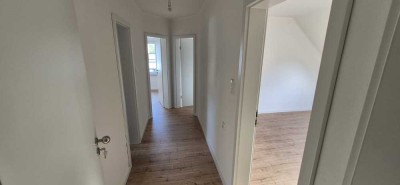 Frisch modernisierte 2 Zi.-DG-Wohnung in Paderborn