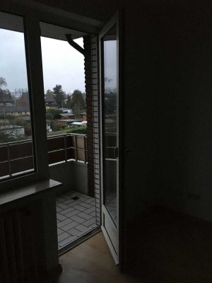 2-Zimmer-Wohnung mit Balkon in Alt-Wanheim Duisburg Süd.Ruhige Lage.