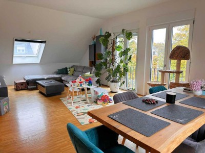 Exklusive *VERMIETET*Dachgeschosswohnung mit Dachterrasse & Aufzug – Effizienshaus 55