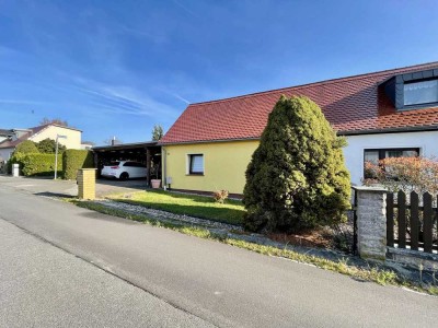 Top-saniertes Reiheneckhaus in ruhiger Lage mit EBK, Ankleidezi., Terrassen, Doppelcarport & Garage!