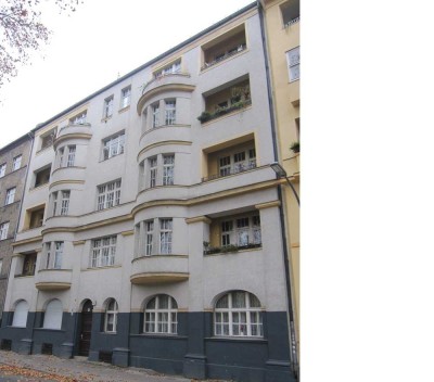 Gepflegte 5-Zimmer-Erdgeschoss-Wohnung  in Berlin-Neukölln