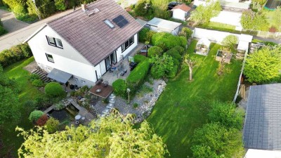 Hier können Sie sofort einziehen: Top-gepflegtes EFH mit traumhaftem, großem Garten