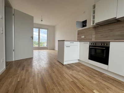 Helle 2-Zimmer-Wohnung mit Balkon und EBK – Erstbezug in Leipzig-Mockau