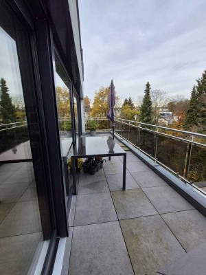 Helle, gemütliche 3-Zimmer-Wohnung mit Einbauküche, Aufzug und Balkon im Zentrum von Siegburg