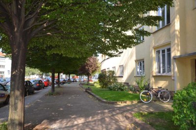 Zentrumsnah & ruhig: 2-Zimmer-Wohnung in Stadtfeld-Ost