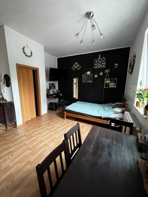 Schöne 1-Zimmer-Wohnung mit Einbauküche- ideal für eine Person