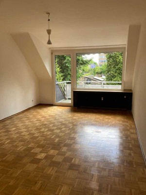 Helle 2-Zimmer-Whg. mit Balkon in Meerbusch-Büderich