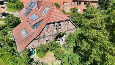 Rarität: modernisiertes Bauernhaus mit 6 Zimmern und Garten