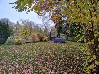 Charmante 4-Zimmer-Erdgeschosswohnung mit Terrasse, Garten und Garage