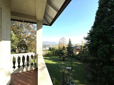 Tolle Villa am Ölberg auf 1.442m² Baugrund mit Aussicht über Wien!