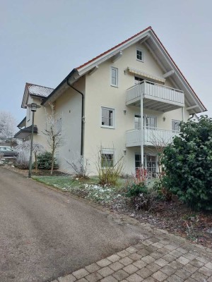 Gepflegte  2-Zimmer-Erdgeschosswohnung mit Terrasse und Garten in Memmingen