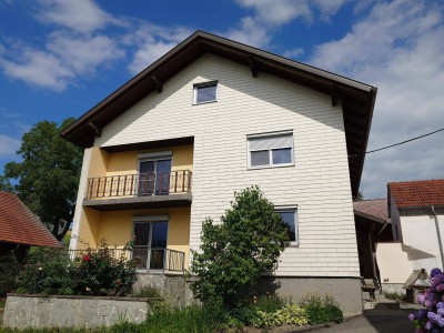 Haus in ländlicher, ruhiger Hoflage in 4742 Pram