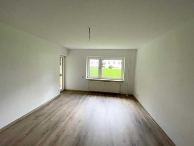 Große 4-Zimmer-Wohnung im Erdgeschoss mit Balkon in Menden