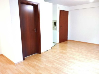Stilvolle, modernisierte 1-Raum-Souterrain-Wohnung mit gehobener Innenausstattung in Ettlingen