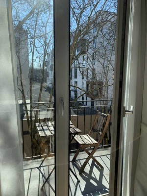 Großzügige vollmöbilierte Wohnung in Unterbilk